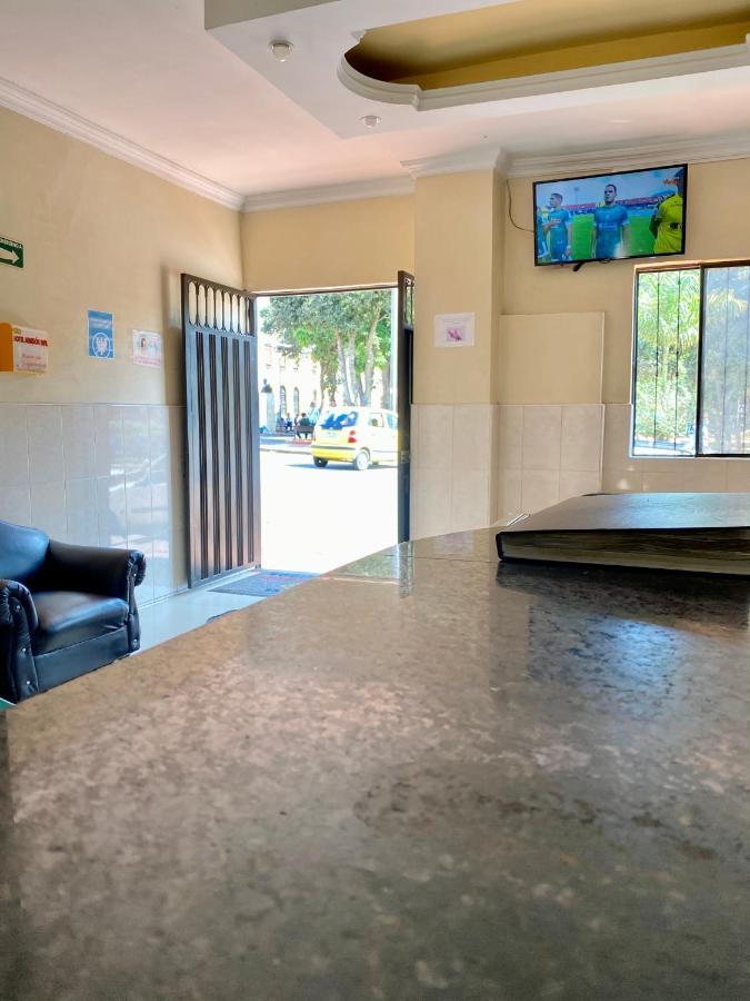 Hotel Mansion Real Bucaramanga Luaran gambar